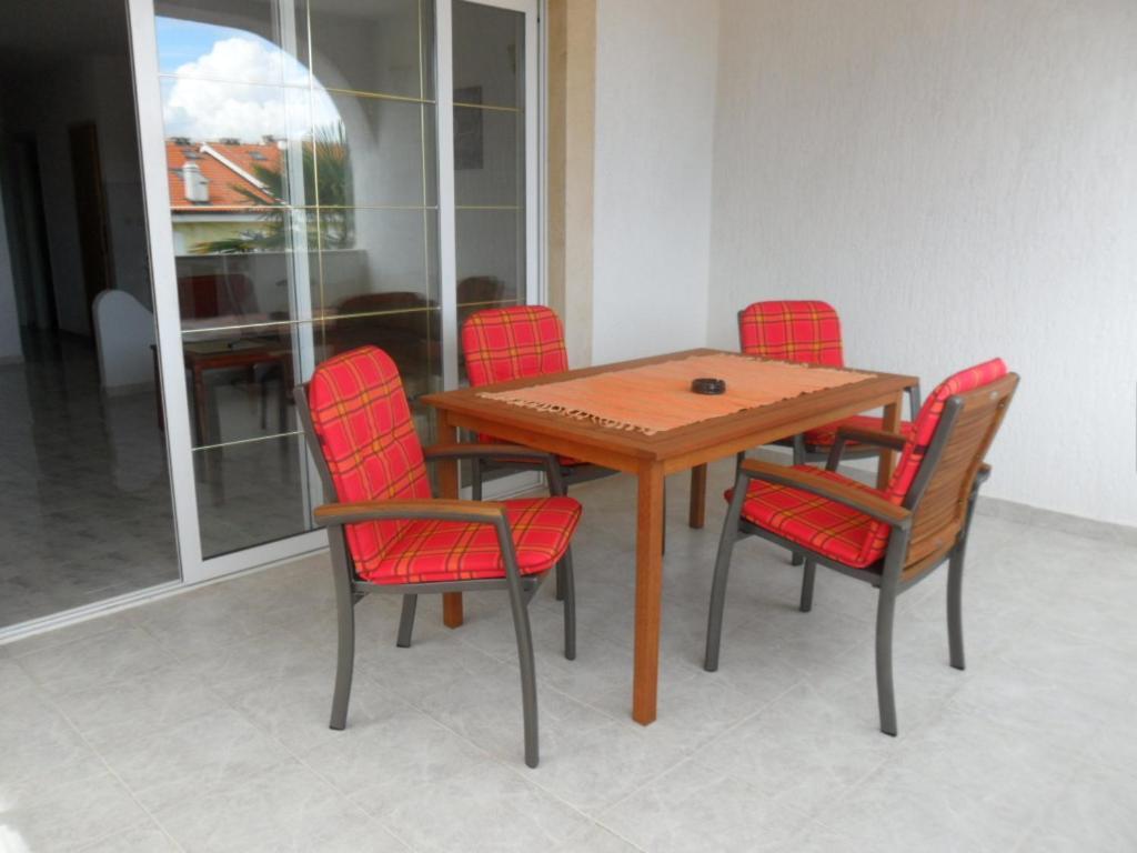 Apartman Kartec คิร์ก ภายนอก รูปภาพ